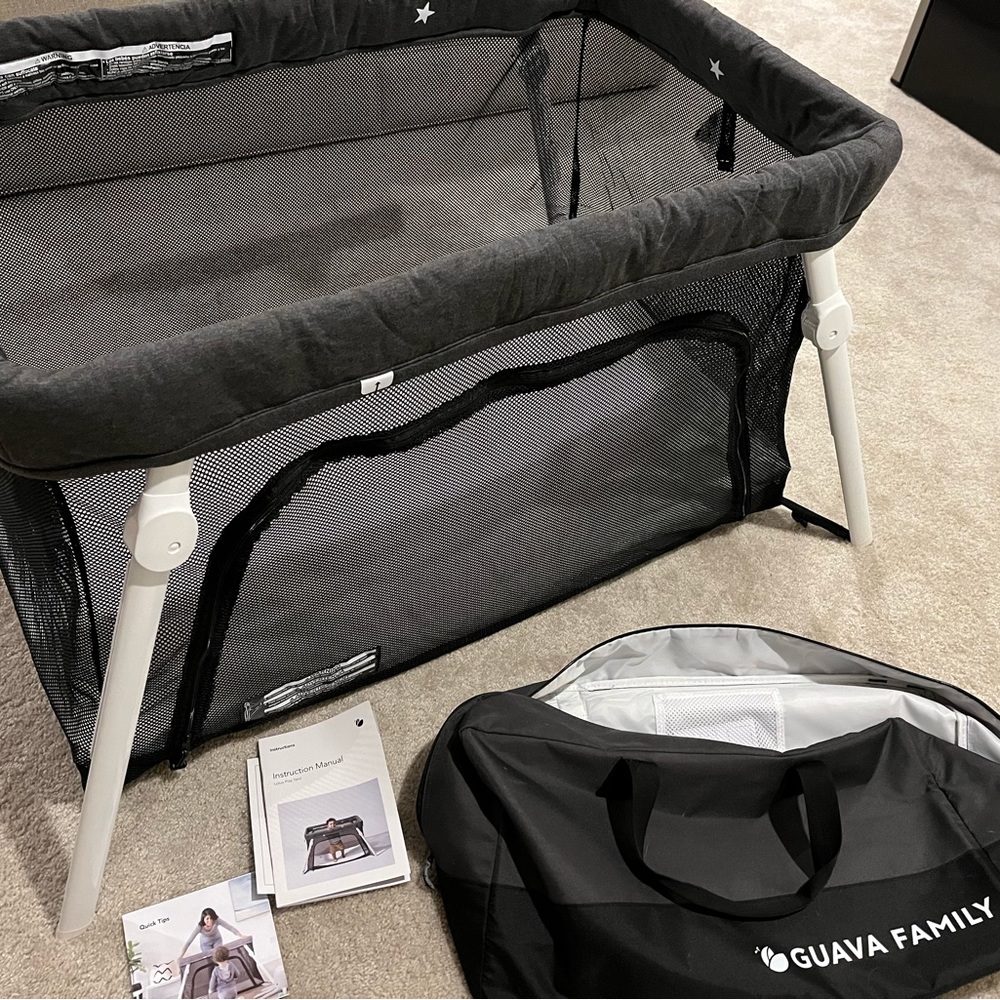 Lotus Portable Crib